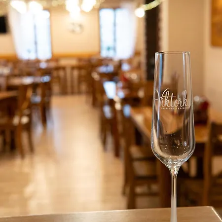 Hotel Viktorka - Restaurace, Wellness, *
